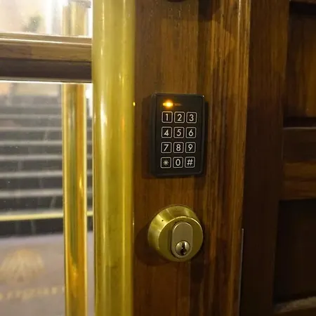 Cozy Center With Gym & Terrace 公寓 塔林