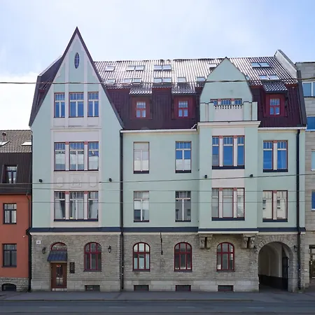 Cozy Center With Gym & Terrace