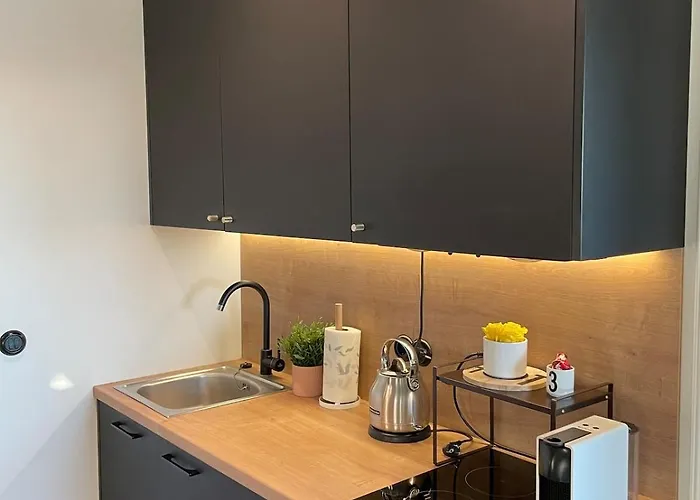 Cozy Center With Gym & Terrace